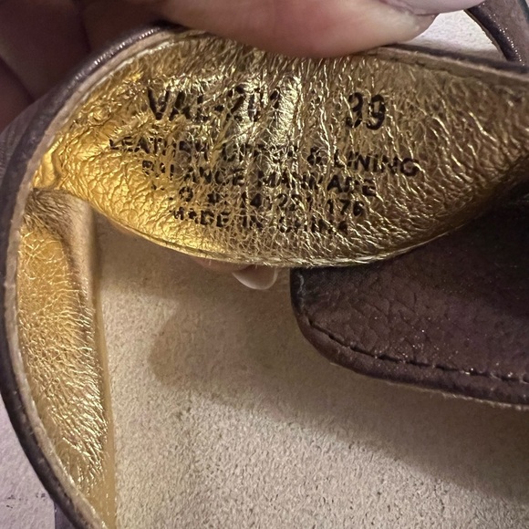 Alegria Shimmery Brown Genuine Leather Thong Strap Sandals Women’s Size 39 US 9 - Picture 8 of 9